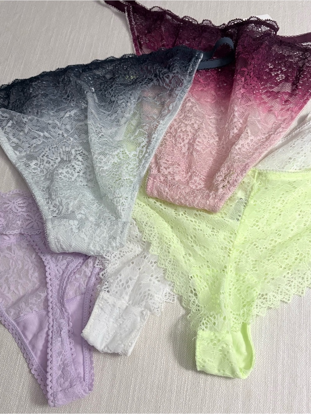 GAP Body Lot of 5 Mixed Lace Panties & Thongs Varied Styles/Colors NWT Size L - Picture 3 of 14